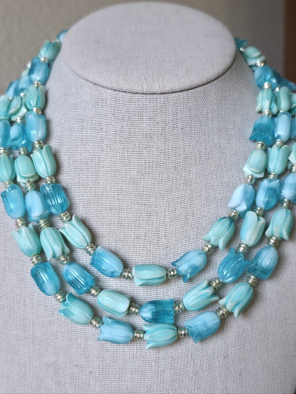 Vintage Acrylic Tulip Flower Beaded Necklace Blue Teal Ombre 3 Strand